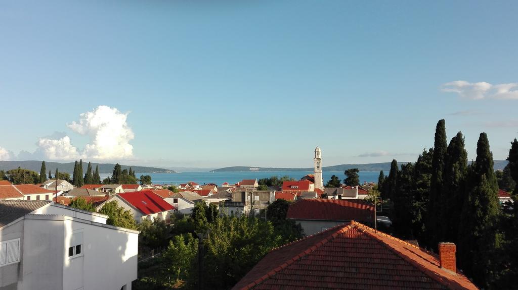 Garden Apartment Kaštela Exteriér fotografie